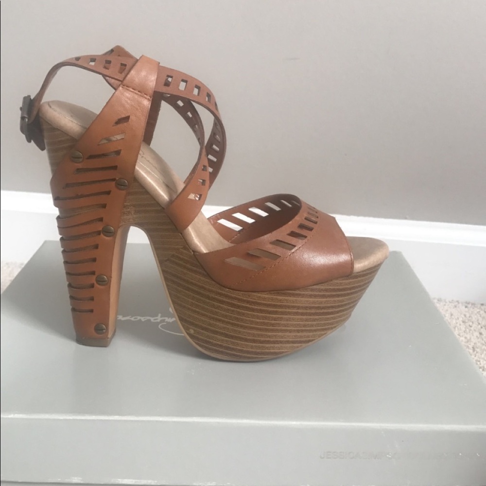 Jessica Simpson Tricia Platform heels